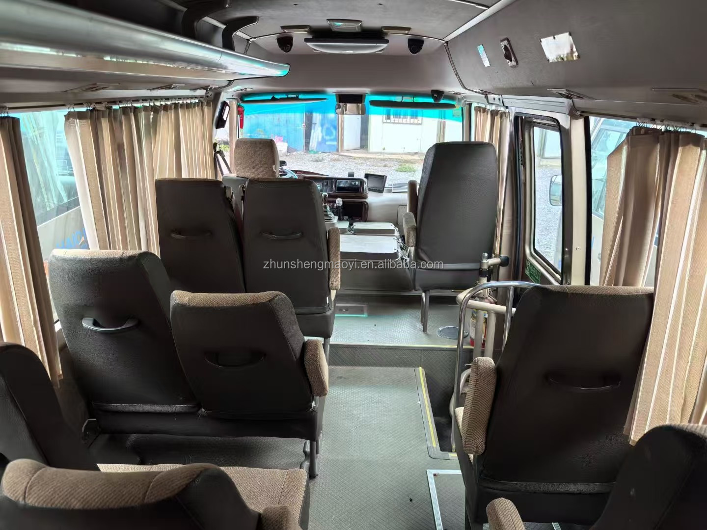 18-Seater Mini Bus with Manual Transmission and Diesel Engine Excellent Condition
