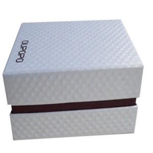 China rigid lid and base socks paper box luxury stockings gift box with shoulder factory