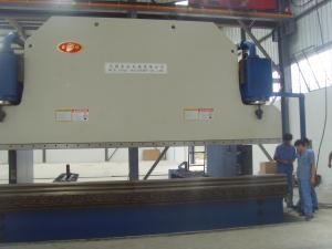 China 600 Ton 6 M Hydraulic Press Brake Machine For Light Pole 45 Kw factory