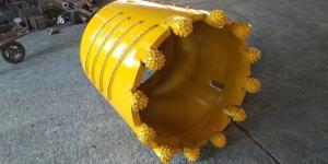 China Brand New 1500mm Rock Core Barrel , Drilling Bucket With 12pcs Roller Bit factory