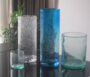 China Handmade Thick Wall Solid Color Decorative Glass Vase factory