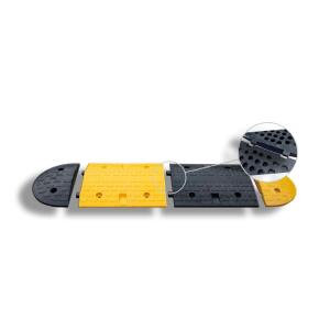China Removable Rubber Speed Bump Black And Yellow For Traffic Control Enhanced Safety factory