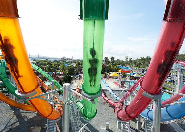Customized Size Pipe Water Slide Water Park Playground Equipment Corrosion
