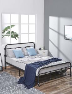 China Full Size Durable King Size Iron Bed Customizable Services Elegant Design factory