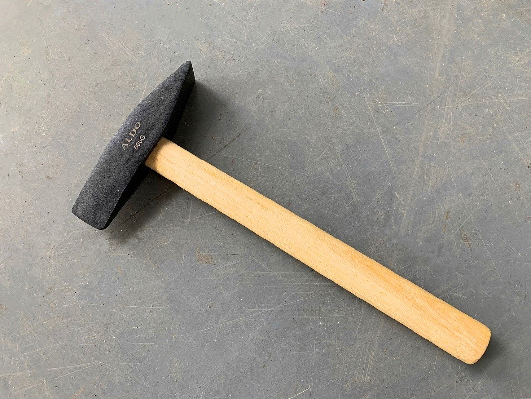500G Size Carbon Steel Materials Chipping Hammer With Natural Color Wooden Handle (XL0168)