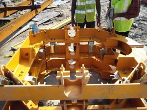 China High Strength Placing Boom Concrete Pump Fully Hydraulic Foldable Arms factory