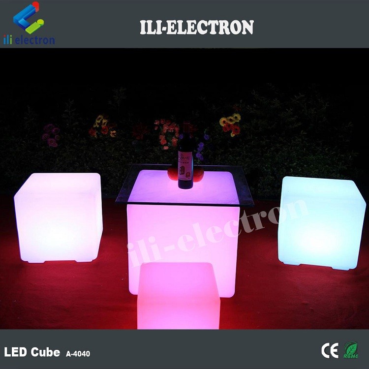 Remote control plastic led lighting cube