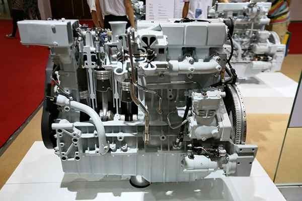 Reliable Bus Spare Parts Yutong Bus ZK6119H Weichai Engine WP7.300E40 High