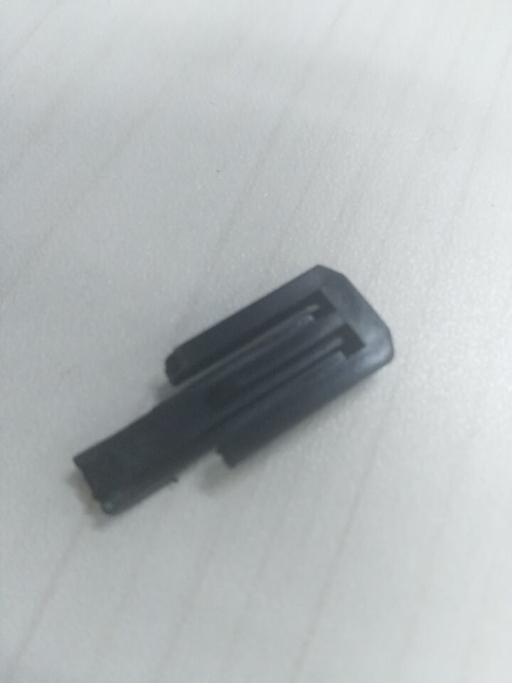 PBT Material Insert Injection Molding , Mass Production Small Precise Plastic Part