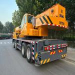 70T Hydraulic Old Crane Truck QY70K-II XCMG Mobile Crane