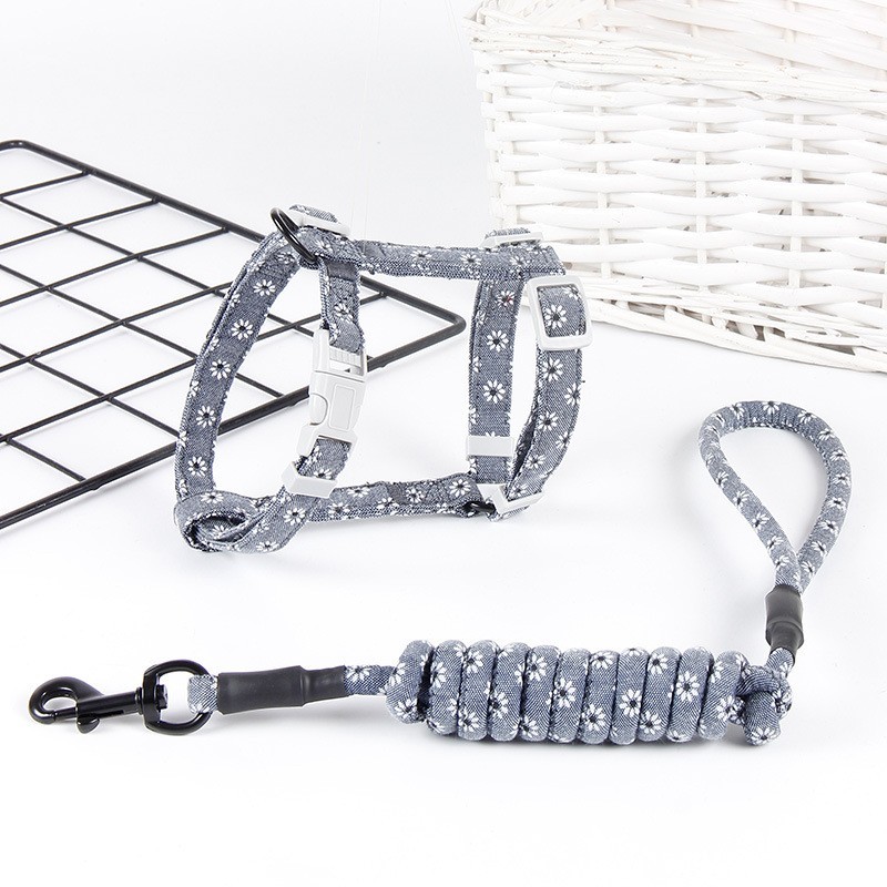 Adjustable Cat Harness Leash Set Anti Break Traction Cat Walking Products