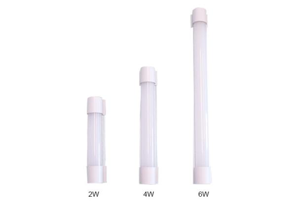Waterproof 6500K Portable Emergency Light 6W IP65 Attahced On The Iron Materials