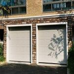 IP55 Remote Control 40mm Aluminum Alloy Overhead Garage Door