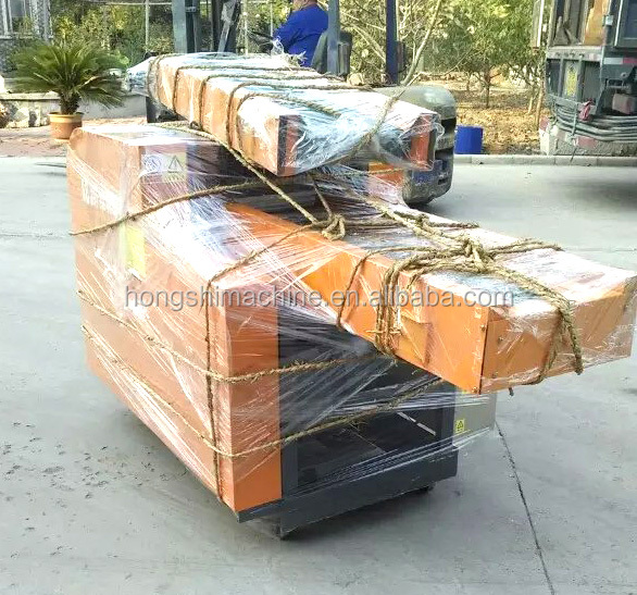 Waste textile shredding machine for cutting rag textile