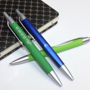 China New style matt color barrel plastic pen with grip logo pen factory