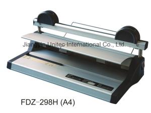 China 110 Volts Roller Laminator Appliance with Max Laminating Width 25 Inches factory