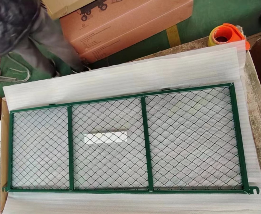 Effortless Material Handling With Garden Mesh Cart And Single Handle