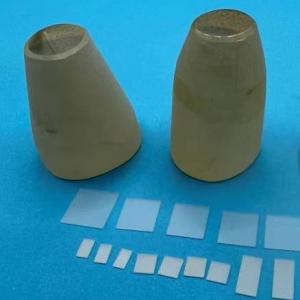 China Polish Square Fe Doped SrTiO3 Crystal Wafer Optical Windows factory
