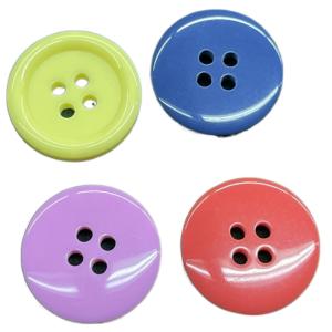 China Chalk Plastic Resin Buttons 4 Hole 28L ODM Color For Garment Accessories factory