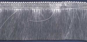 China Wholesale 2.25&quot; Metallic gold color OEM high quality brush fringes for curtain decoration factory