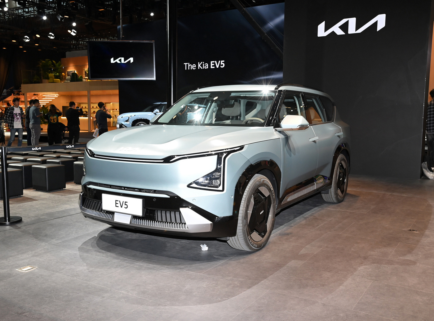 2024 KIA EV5 530 2WD Mini SUV Pure Electro Auto for Adults Single Drive Motor 218 Total Horsepower
