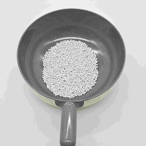 China Engineering PP Resin Granule Anti Static Glossy New Plastic Material factory