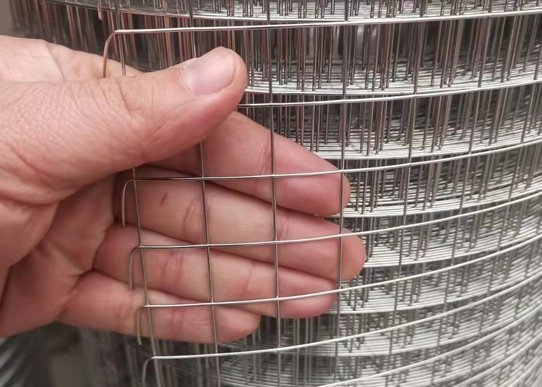 304 316 316l Stainless Steel Welded Wire Mesh Silver 1/4 Inch 1/2 Inch