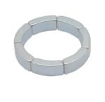 N42H High Strength Generator Neodymium Magnet Curved Shaped High Energy Density