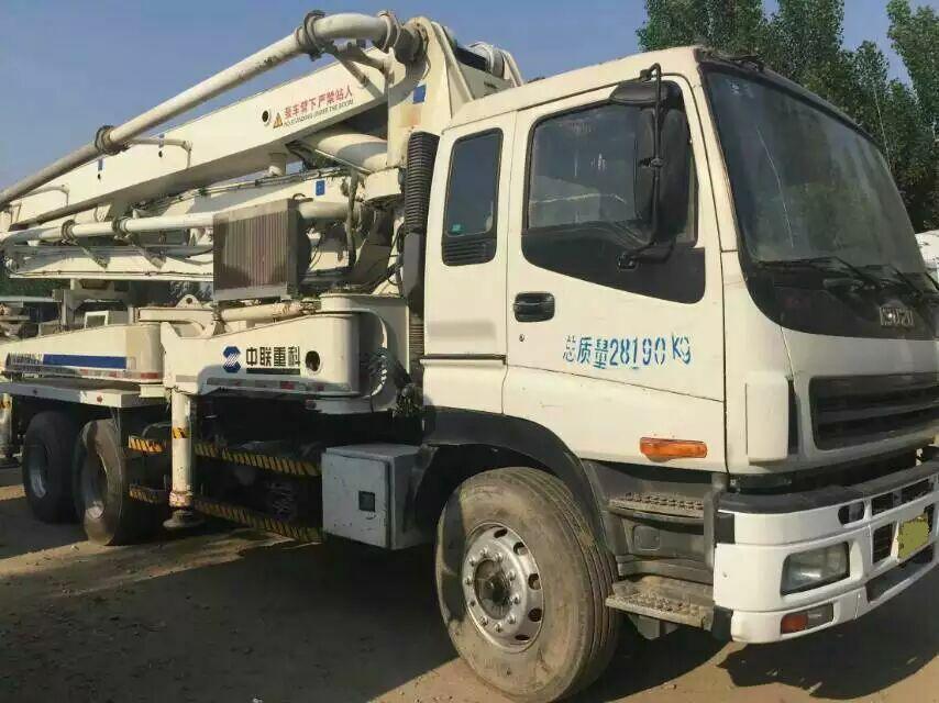 2014 Zoomlion 37m Heavy Machinery Concrete Boom Pump on Sale
