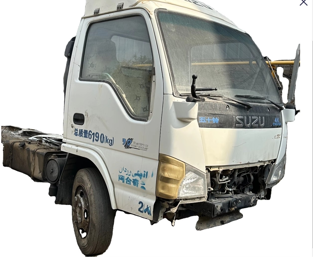 This is a Japanese original small truck carrying 3-5 tons of cargo for sale at a low price