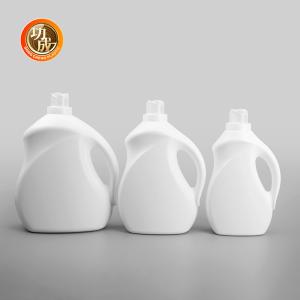 China Semi Transparent Concentrated Washer Fluid Container For Electronics Manufacturing factory