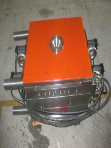 China Multi Cavity Hot Runner Injection Molding DME , Plastic Injection Moulded Components factory