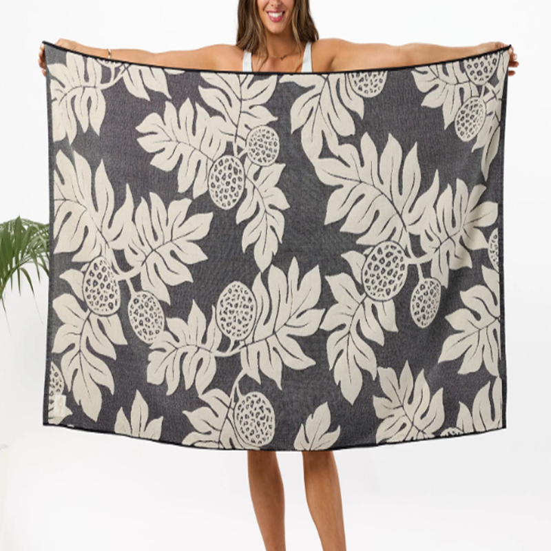 Ultra Quick-Dry Sport Beach Towel with Advanced Moisture Management for Athletic