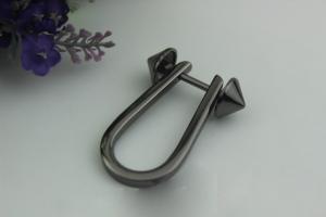 China OEM novelty design fashion classical wild zinc alloy can removeble metal d shape bag accessories factory
