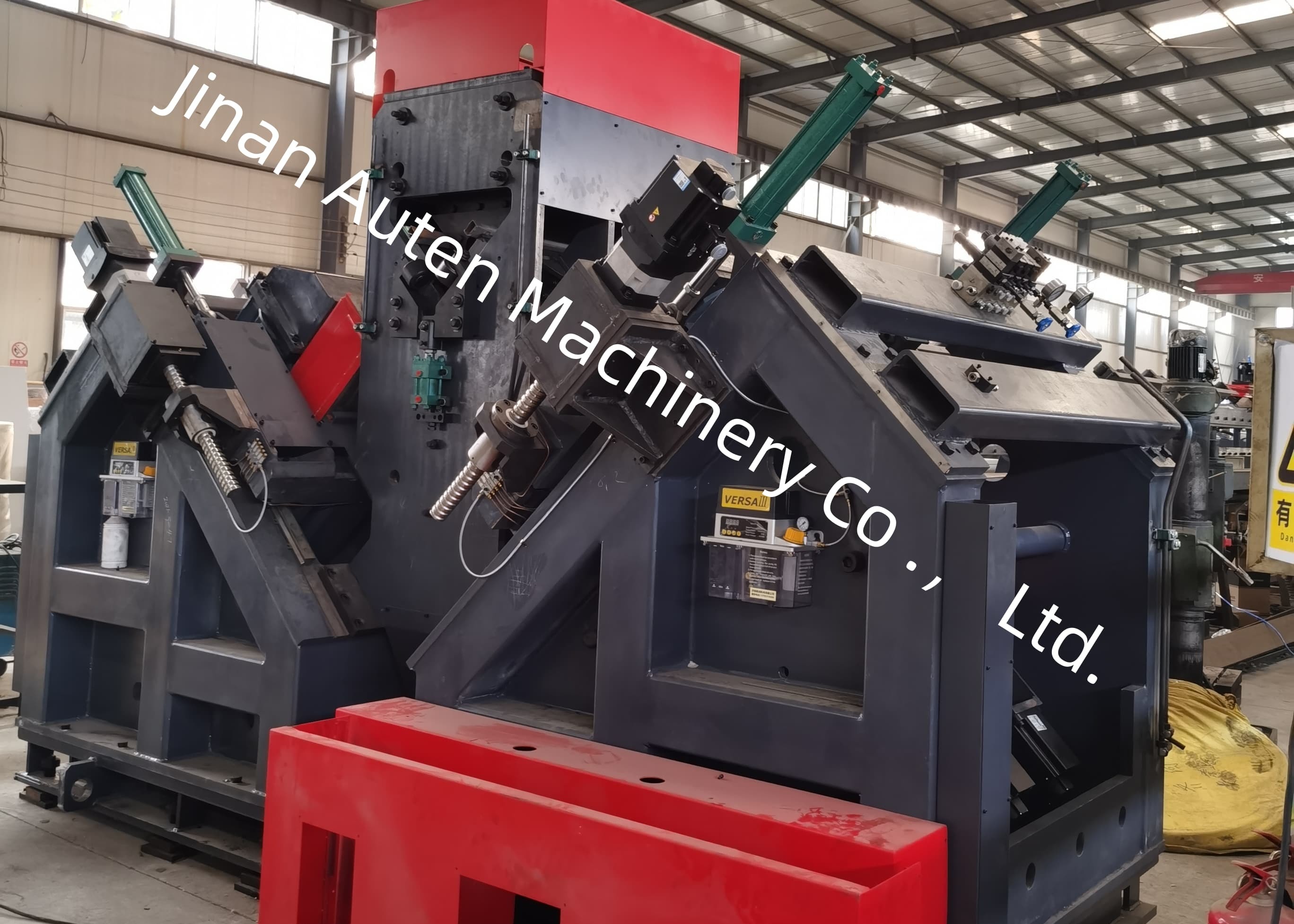 3 Drills On Each Side CNC Angle Drilling And Tapping Machine Line 40m/min Feeding Speed Of Angle