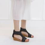 BS164 Sandals Female Pressure Drill New Summer European And American Thick-Soled