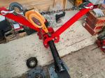 tong machine, tong claw, shackle, shackle wrench, shackle tongs, hydraulic