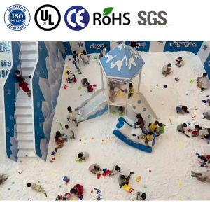 Custom Snow Themed Indoor Playground with 100+ Passenger Capacity and 8FT Frame