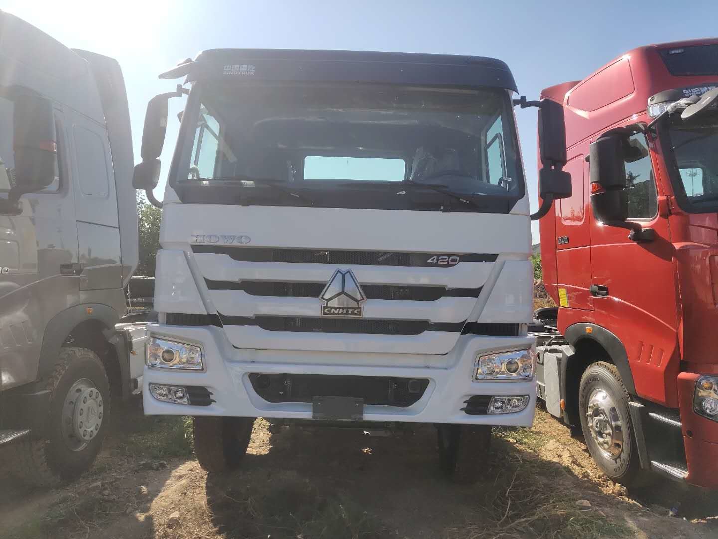 Sino Used Howo Tractor Truck 6*4 Brand New 420hp