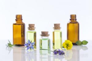 China Essential Oil TQ Livestock Feed Additives With Synergist For Improved Palatability factory