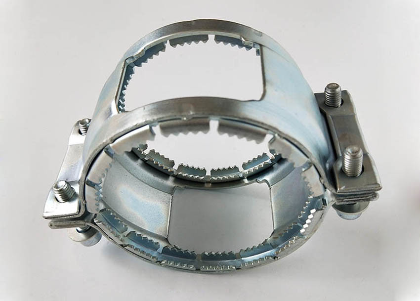 Durable Galvanized Or Stainless Steel Heavy Duty Pipe Clamps Grip Collars For Coupling