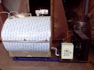 China SS304 500 Litre Milk Tank With Food Grade Material factory