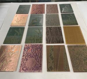 China Light Weight High Flexibility Flexible Metal Mesh Fabric For Customized Fireproof Wallpaper factory