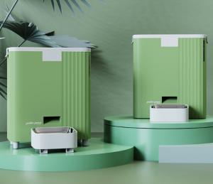 China 6L Hopper Cat Dry Food Dispenser Tilted For Small Medium Dogs factory