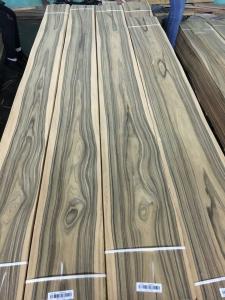 China Full 0.5mm Crown PALDAO Sliced Wood Veneer for Panel Door and Furniture Industry from www.shunfang-veneer-com.ecer.com factory