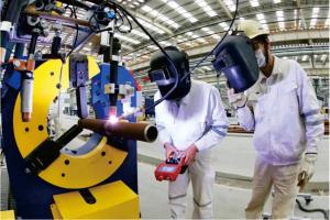 China Huaheng's TIG Root Pass Welding Process for Pipe Prefabrication factory