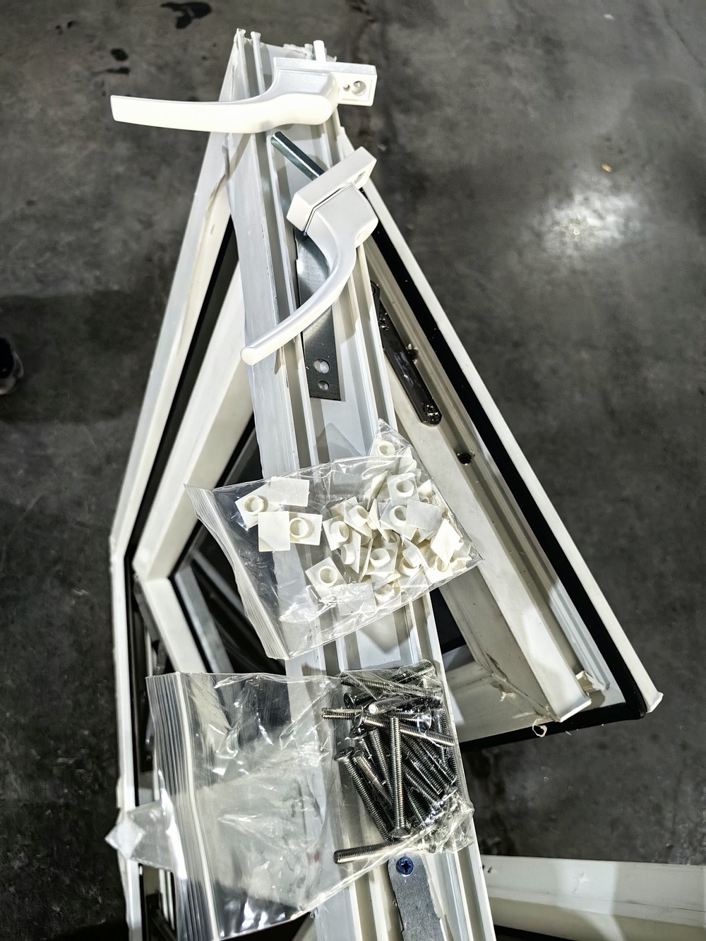 European Design UPVC Double Glazing Swing Casement Window 26*26 Inch Sizes Customizable PVC Window