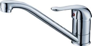 China 360 Degree Rotated Kitchen Sink Water Faucet Deck Mounted With One Handle factory