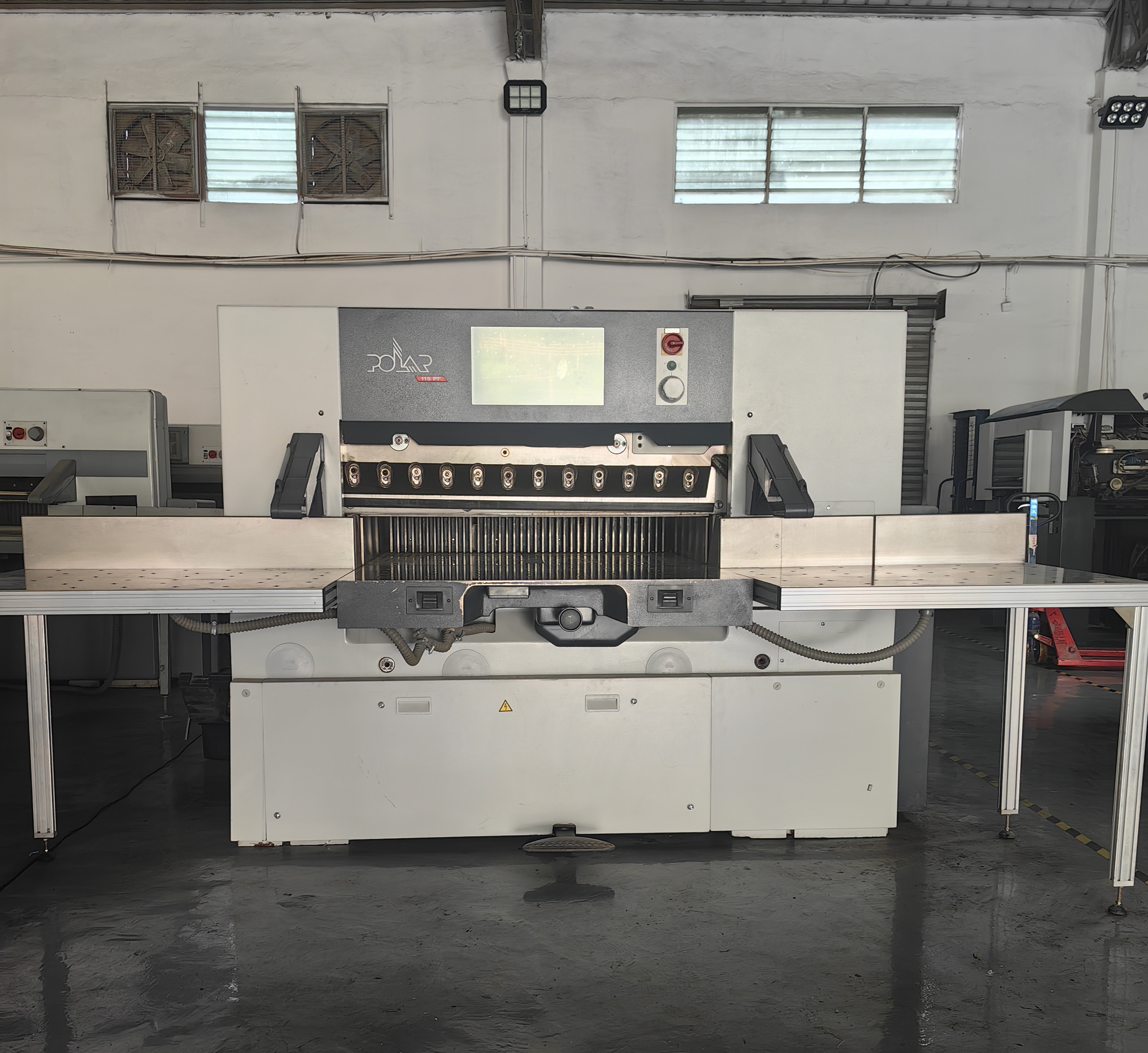 Video Technical Support Polar 115 Cutting Machine Germany Automatic Unloading System