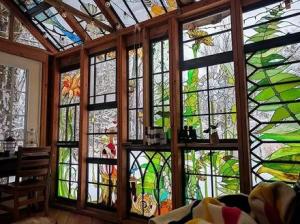 China Customized Vitreous Enamel Glass In Various Shapes And Colors factory
